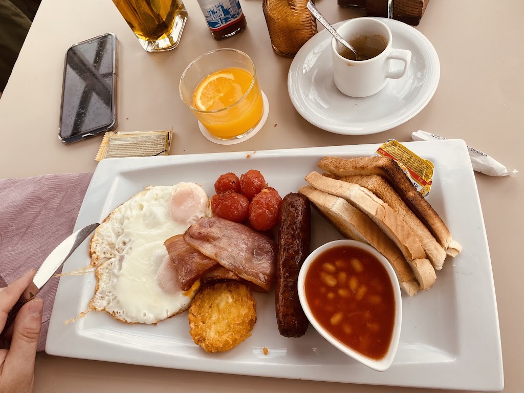 Mala Vita — Comida y bebida