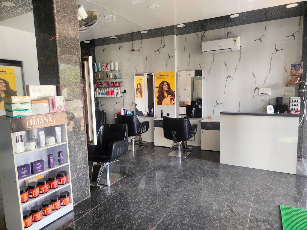 Paris Logic The Saloon