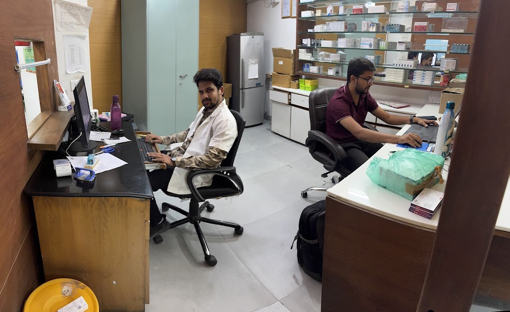 Sanjivani Eye Hospital Eye Surgeon Eye Testing Lasik Cataract Doctor Eye Specialist In Ahmedabad