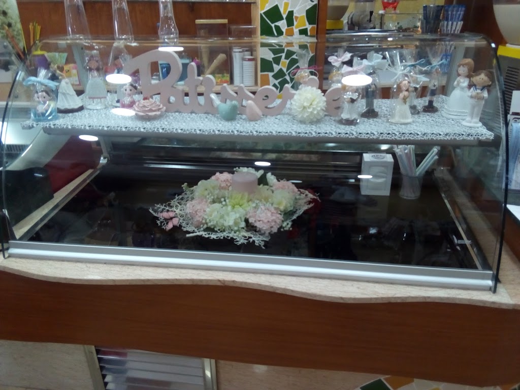 Cafenet Cafeteria Pucol — Ambiente