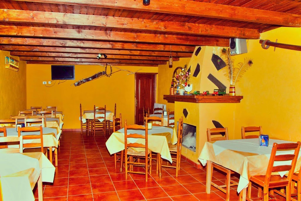 Bodegon La Cuadra — Ambiente