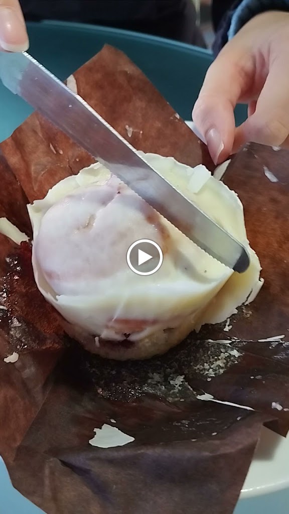 Pasteleria La Trufa — Videos