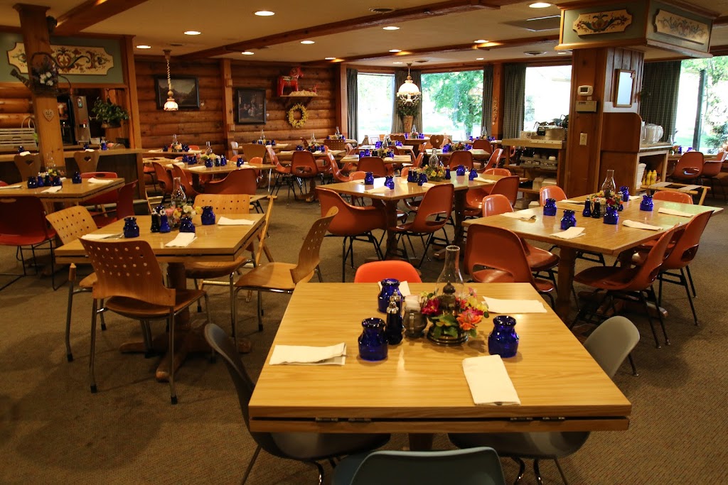  Al Johnson’s Swedish Restaurant & Butik