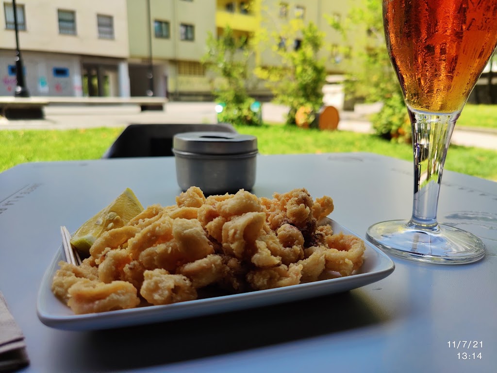 3 Taberna — Comida y bebida