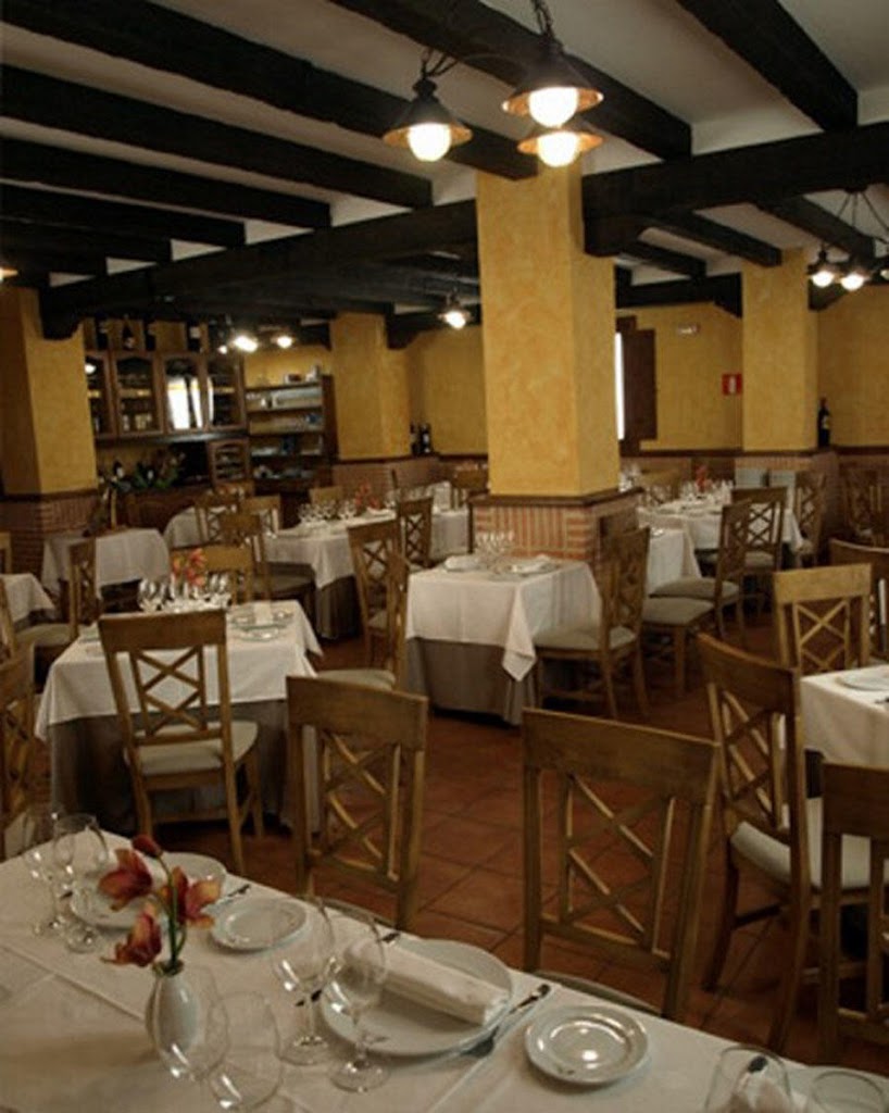 Restaurante Corral — Ambiente
