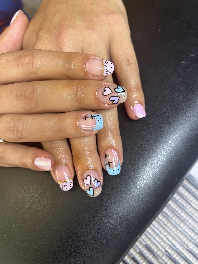 Nail Studio Oliva_Mirelis Valy