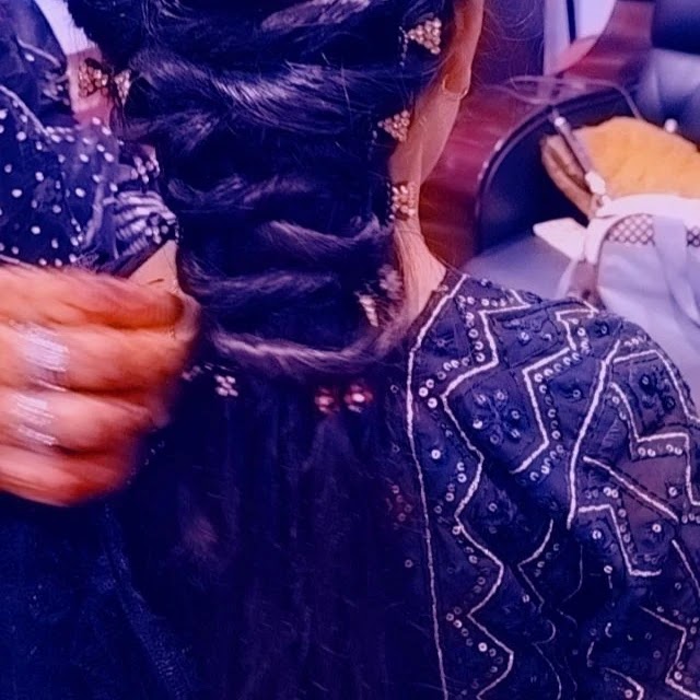 Glamour Beauty Parlour