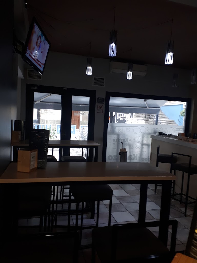 Kastizo Lounge Gastro Cafe — Ambiente