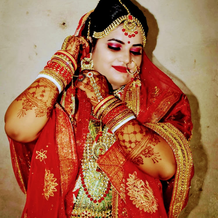 Deeps Beauty Parlour