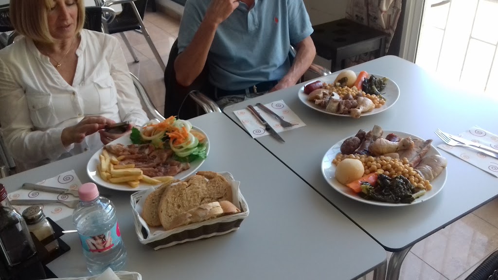 Bar Tarragona — Comida y bebida