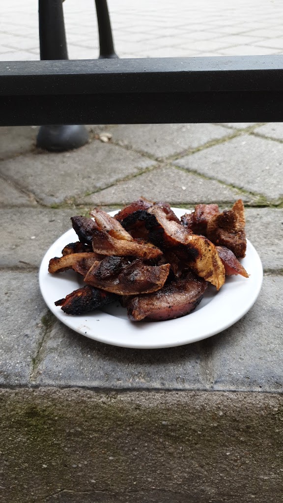 Bar Gonzalez — Comida y bebida