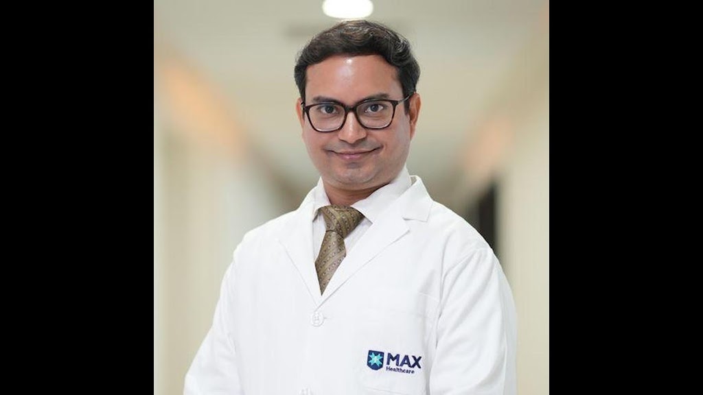 Dr. Dr Ashish Soni Best Paediatric Cardiologist In Sector 128 Noida Max Hospital