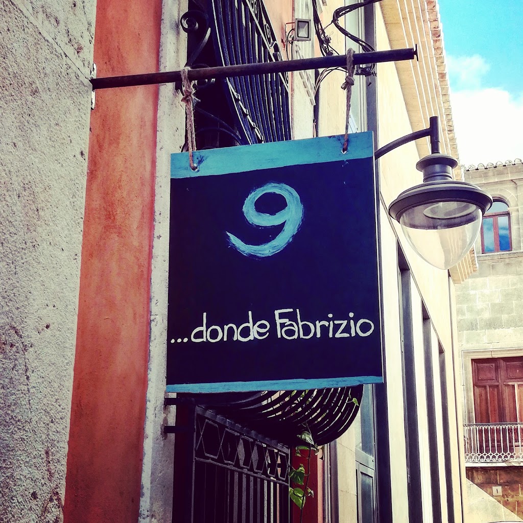 9...donde Fabrizio — Del propietario