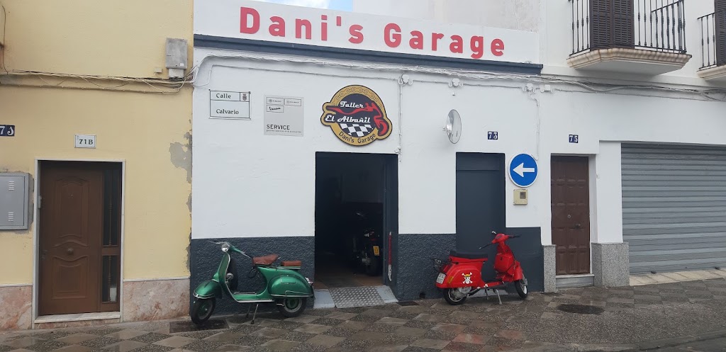 Taller El Albanil Dani's Garage — Exterior