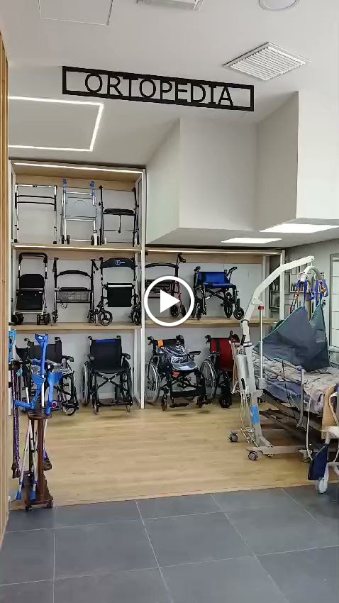 Farmacia Carlos Briones — Videos