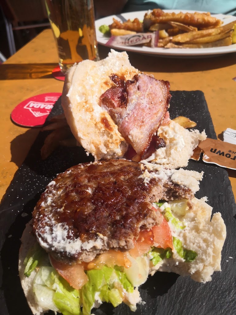 The Queen Vic — Papas fritas