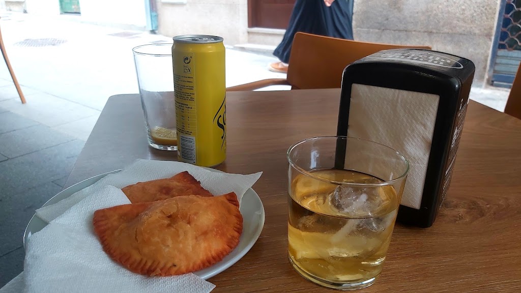 Los Toneles — Empanada