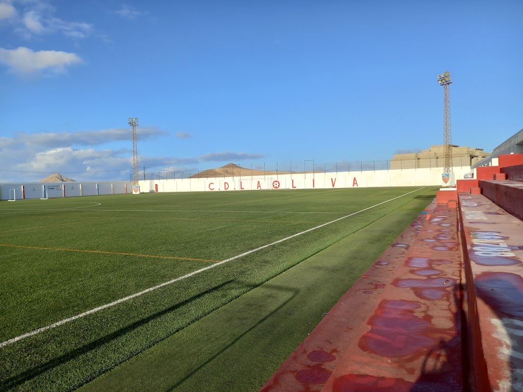 Campo De Futbol De La Oliva Basilio Fuentes