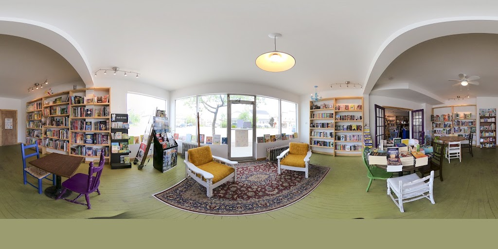 Bookshelf