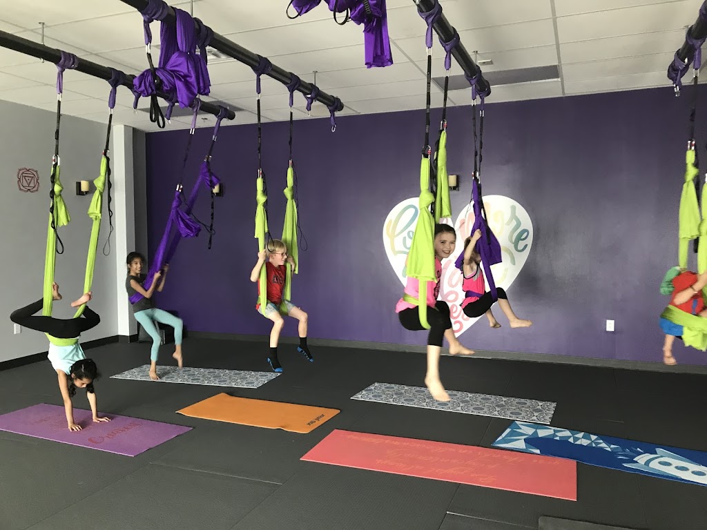  Love Junkie Yoga & Fitness