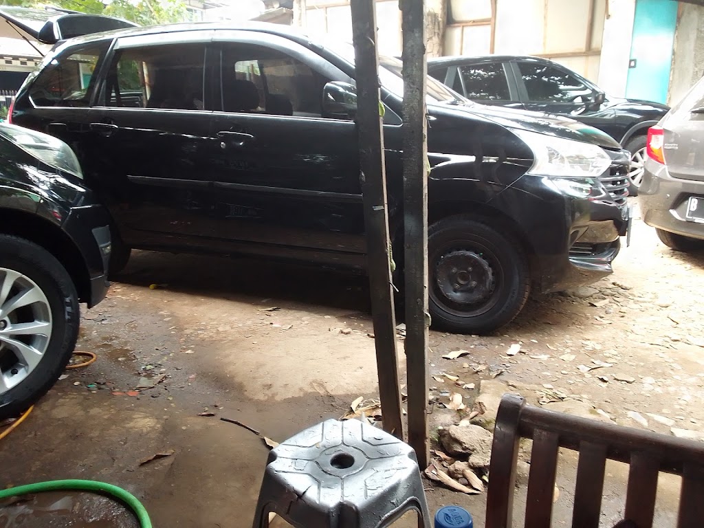 Bengkel Mobil Ketok Magic