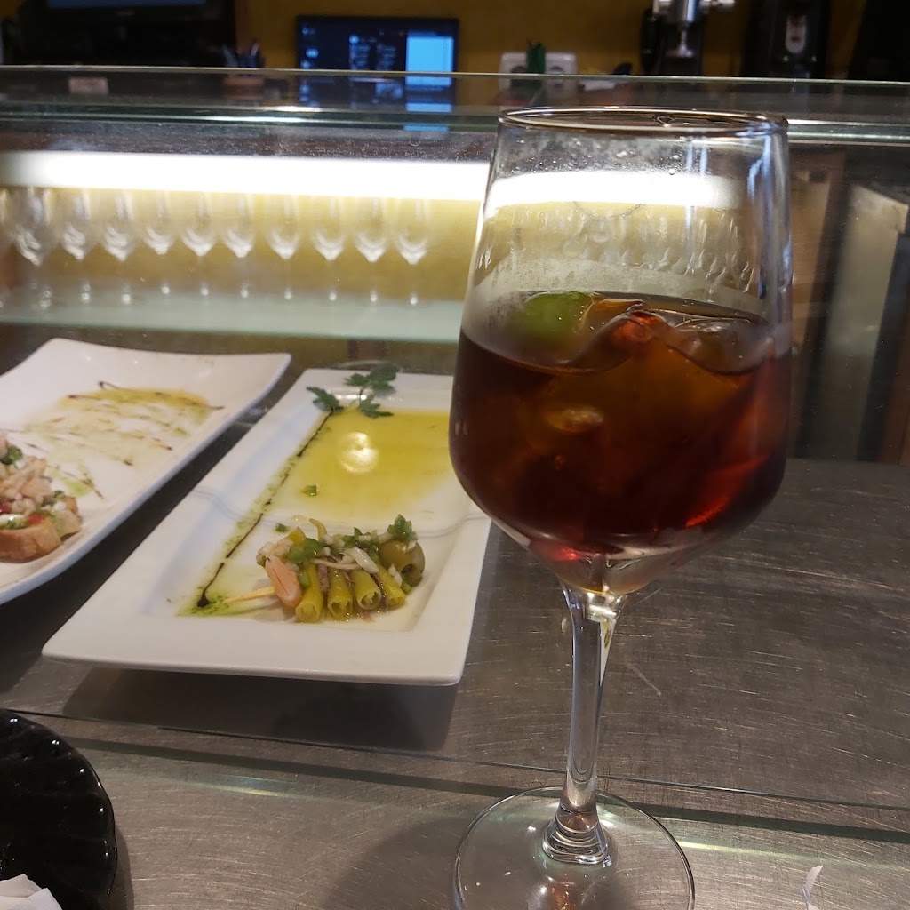 Lainoa — Comida y bebida
