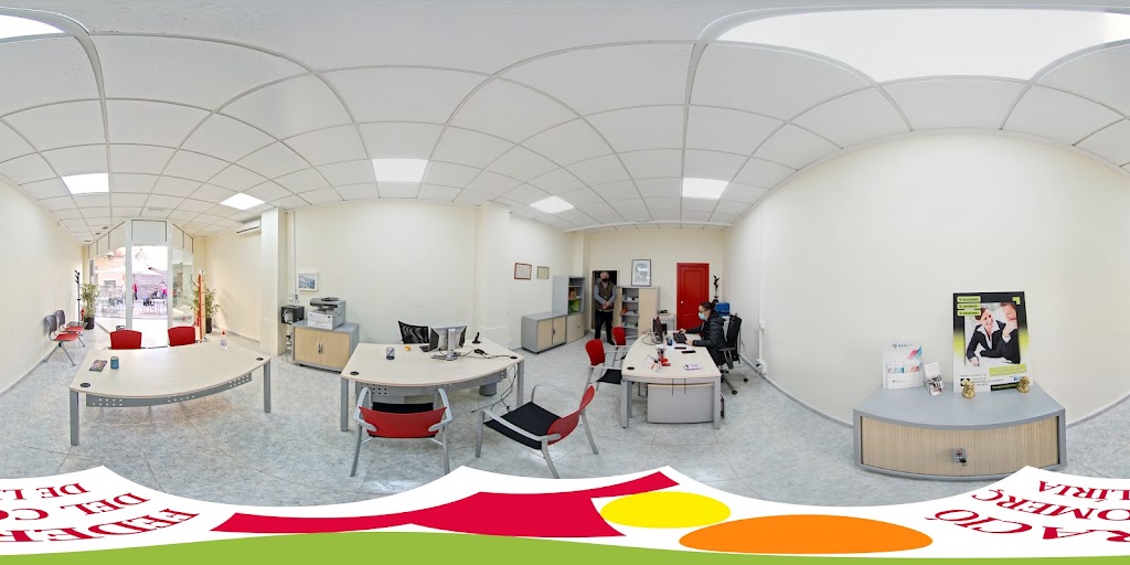 AXA Oficina SAEZ y DOMENECH, S.R.L.L. — Interior