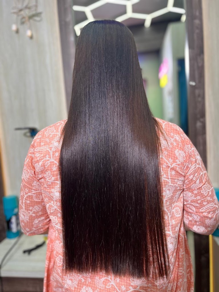 Lavish Locks Unisex Salon