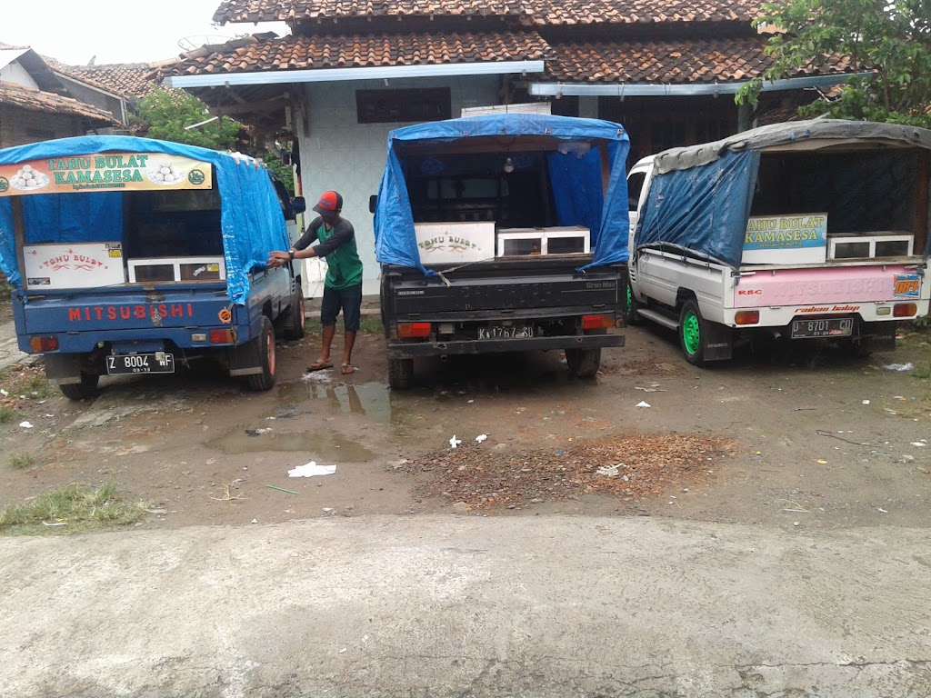 Bengkel Mobil Taruna