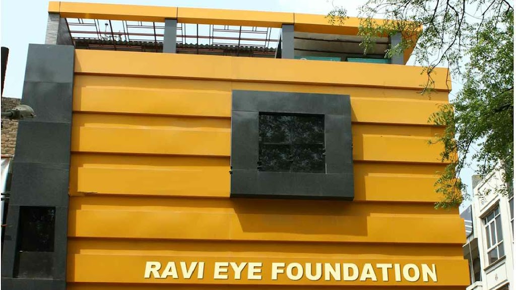Ravi Eye Foundation | Best Cataract, LASIK and Retina center in West Delhi, Janakpuri