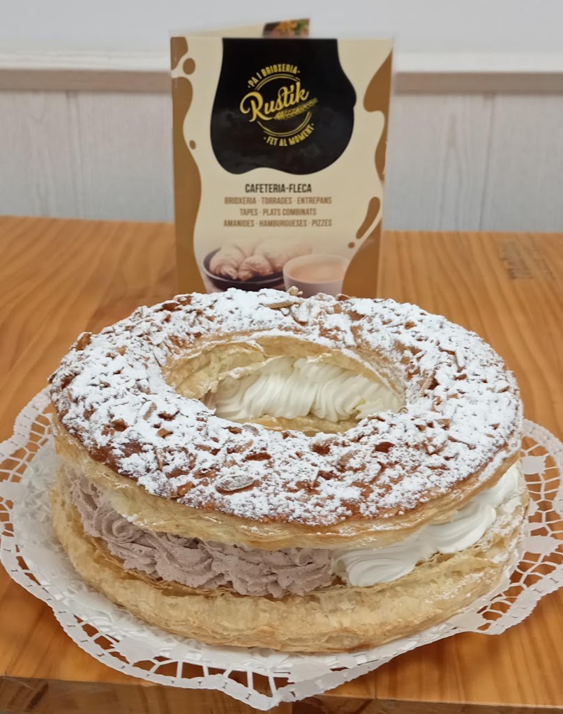 Rustik Cafeteria — Comida y bebida