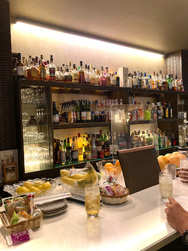 日本 Ehime, Niihama｜one shot bar Loft House