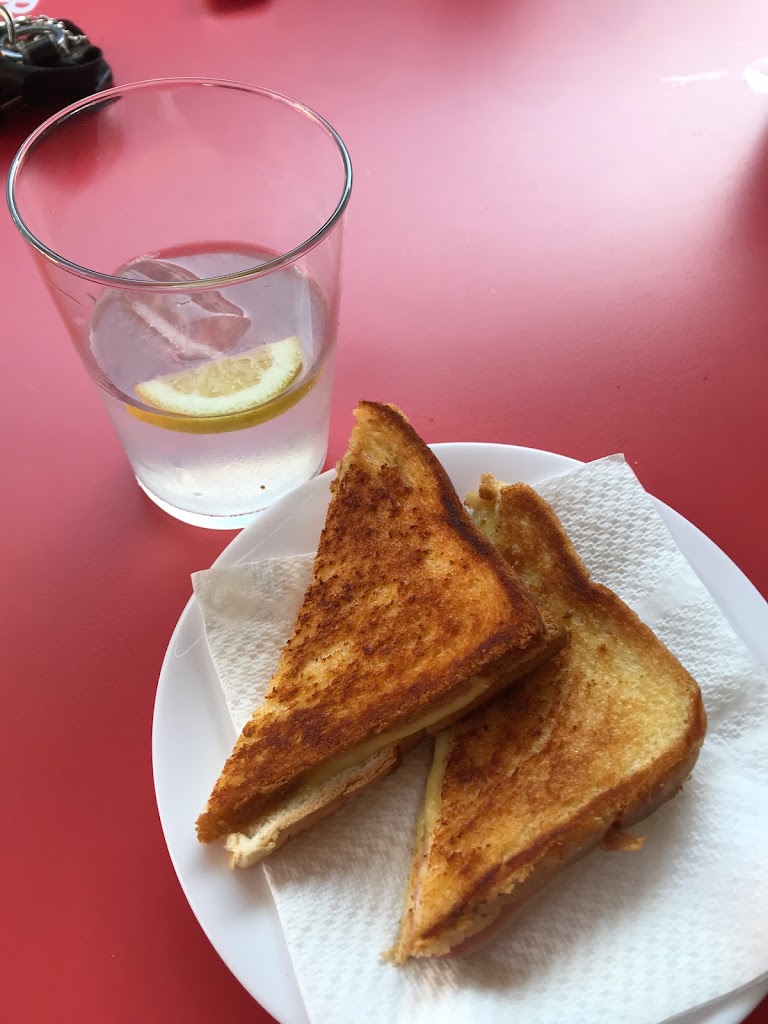 Bar Classic — Comida y bebida