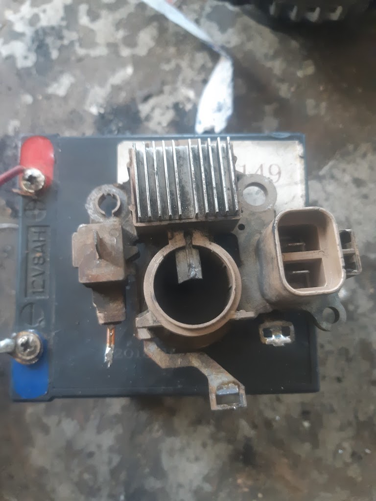 Bengkel Dinamo dan AC Mobil
