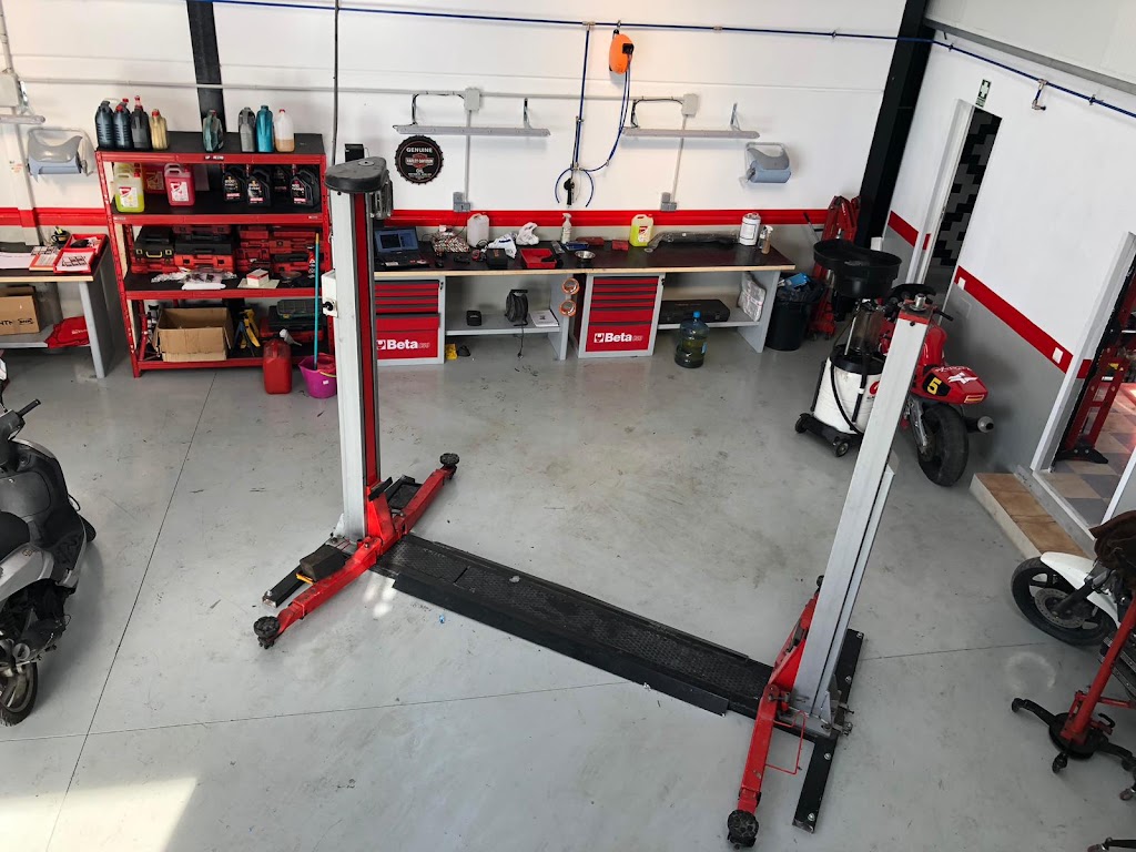 Taller PDP Racing  Electromecanica de Calidad — Interior