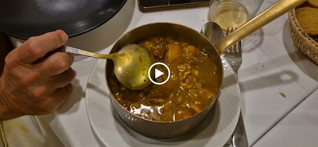 Restaurante Casa Maruka — Videos