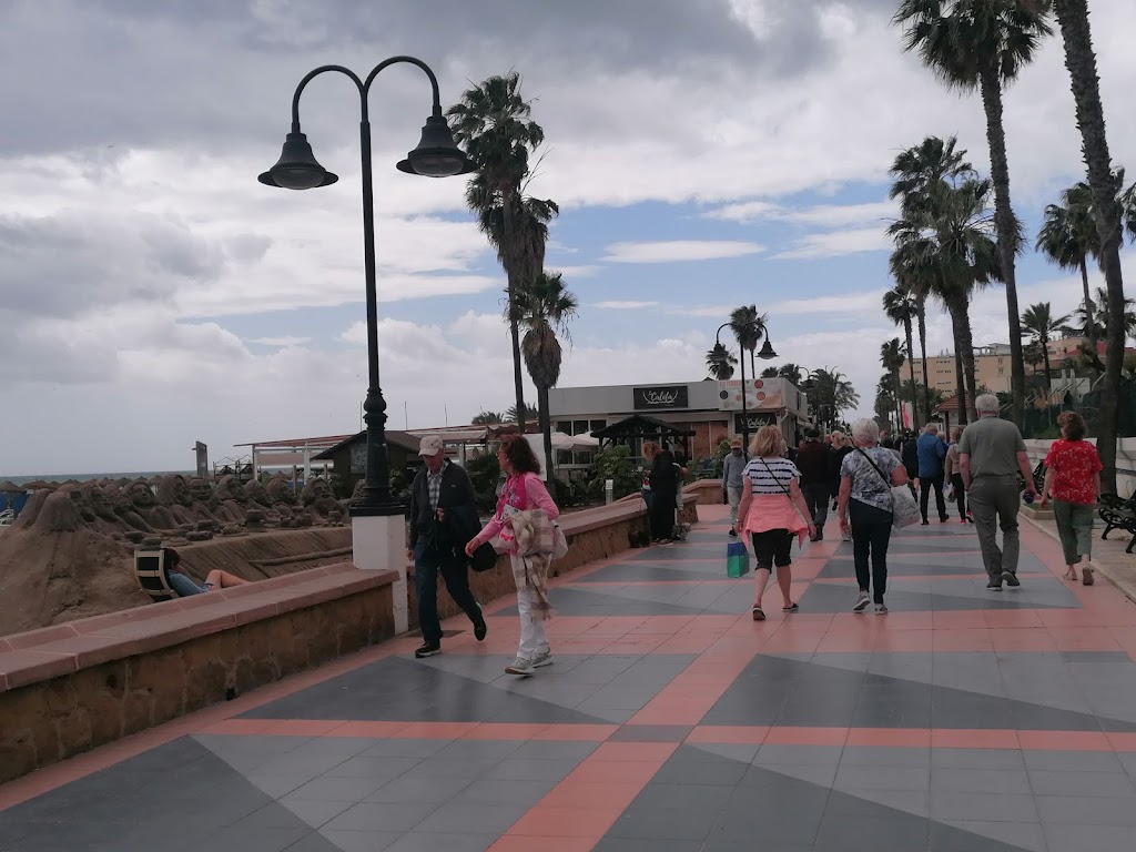 Plaza del Tropico Torremolinos
