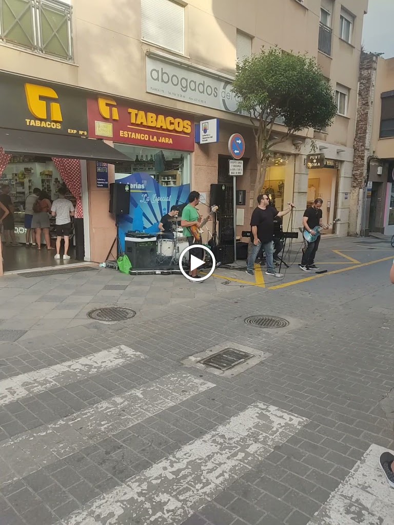 Bar El Querido — Videos
