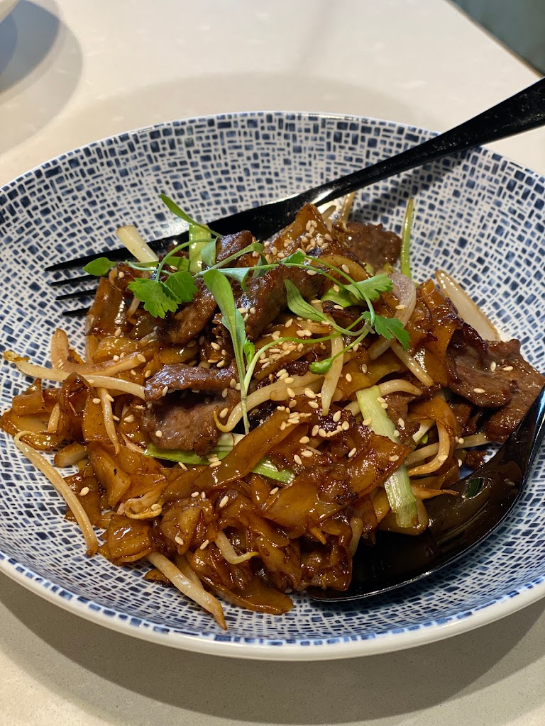 Beef chow fun
