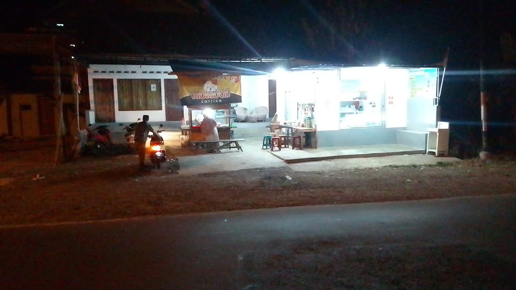 Bengkel mobil pak nar angkringan
