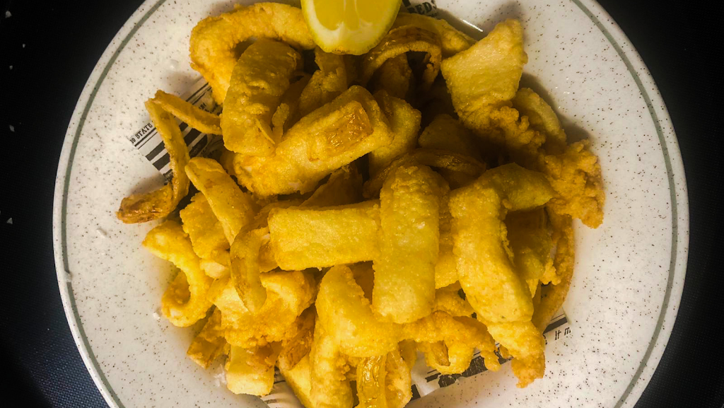 Rotonda Mes Q Tapes | Cornella de Llobregat — Comida y bebida