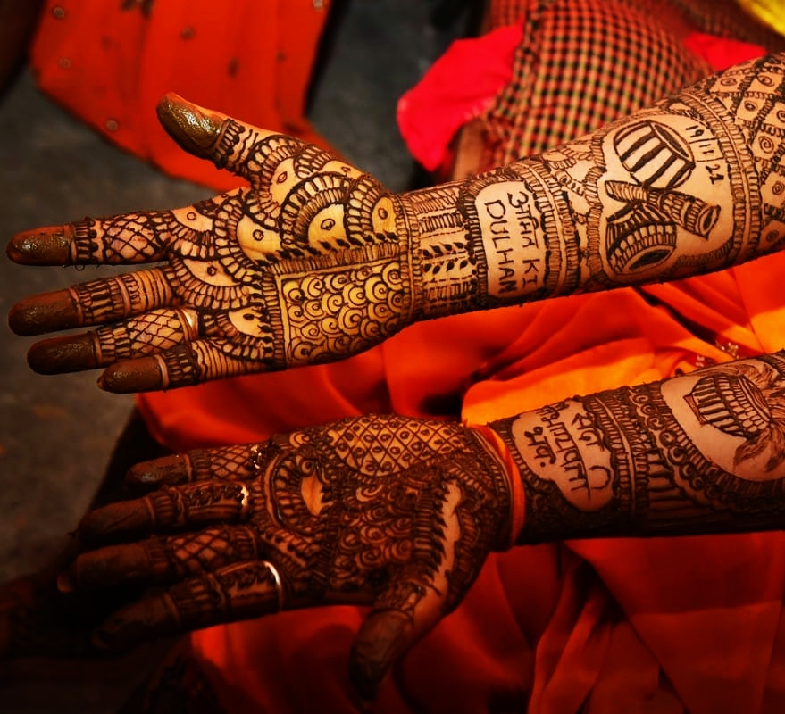 L J Professional Salon