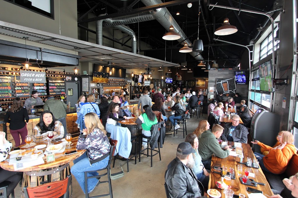  MobCraft Beer | MKE’s Crowdsourced Brewery