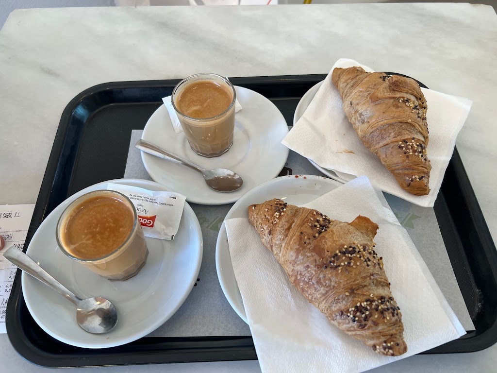 Cafeto — Comida y bebida