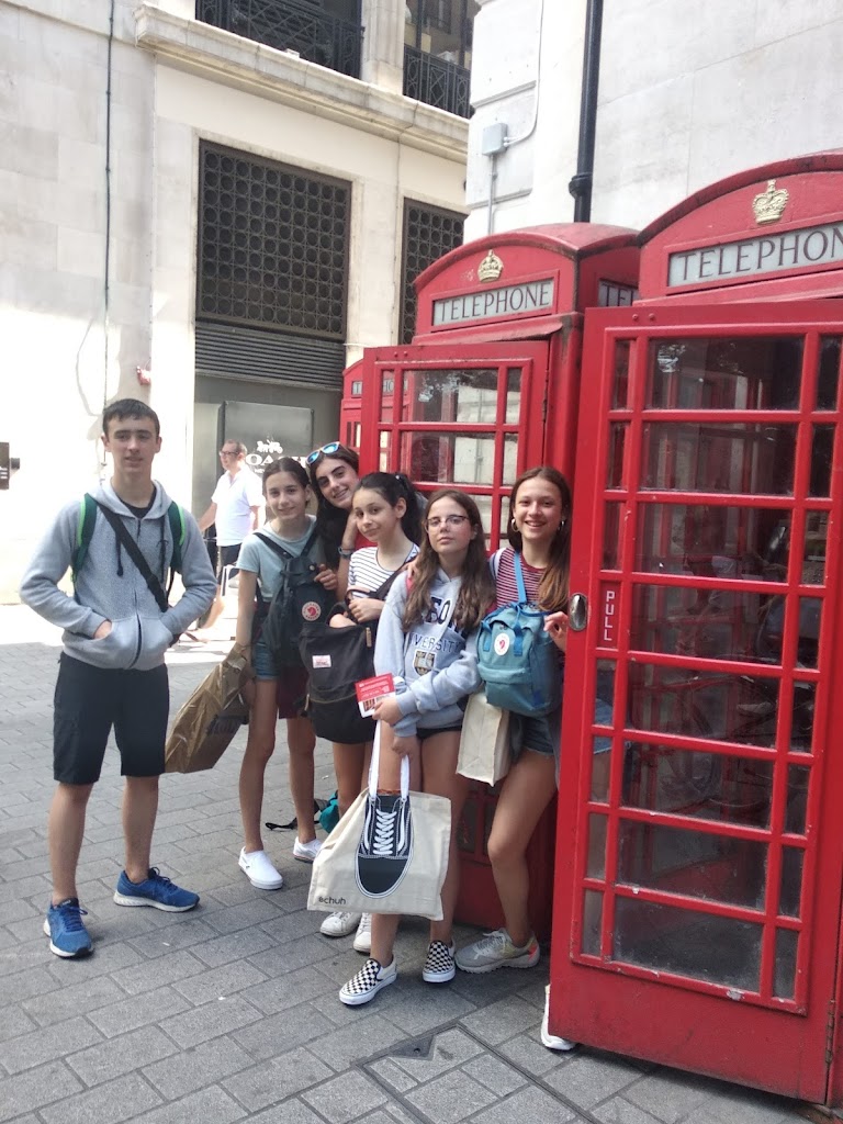 Chris Jones English (ActiveEnglishExperience)