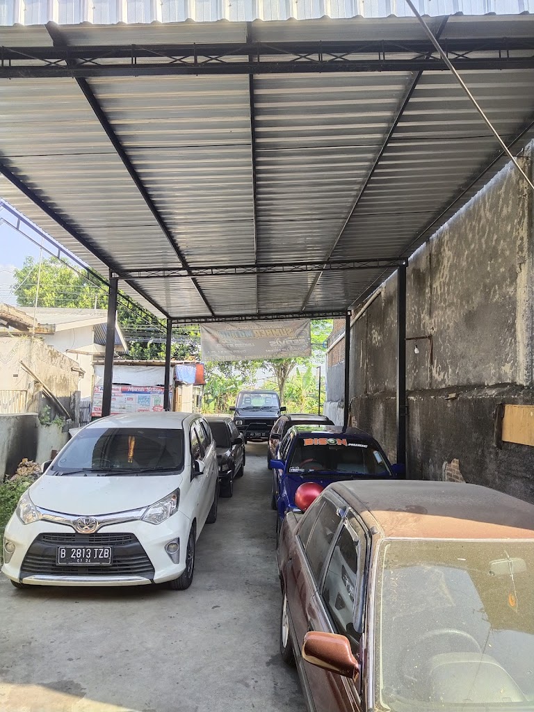 Bengkel Sumber Motor Jl. Jumok Kismorejo Jaten Karanganyar ( Depan POM Bensin)