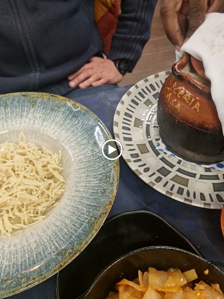 Cerveceria Tu Casa — Videos