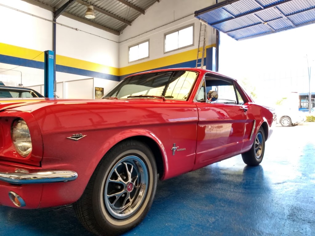 Kwik Service Vehicle Repairs & Car Restorations — Del propietario