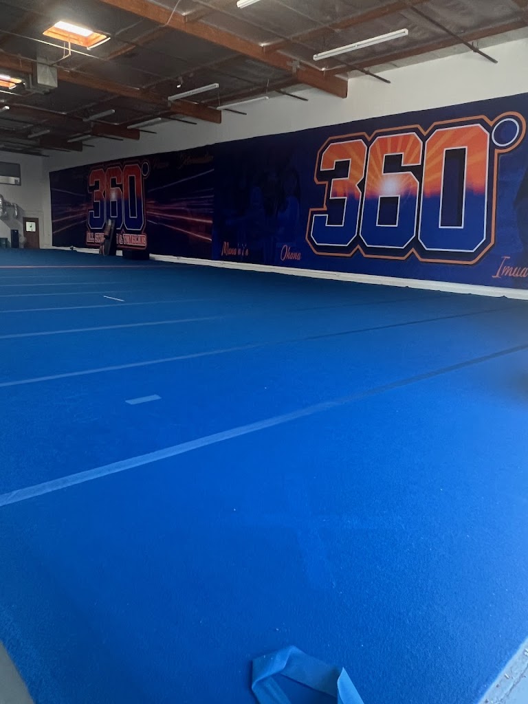 South Bay Cheer 360