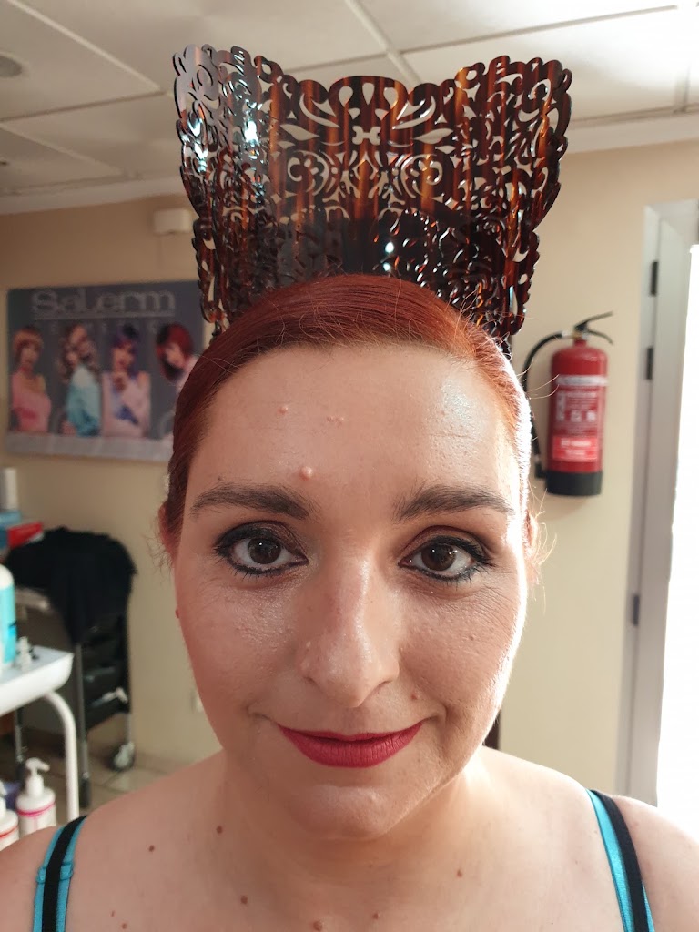 PELUQUERIA Belen Sevilla. — Peinado